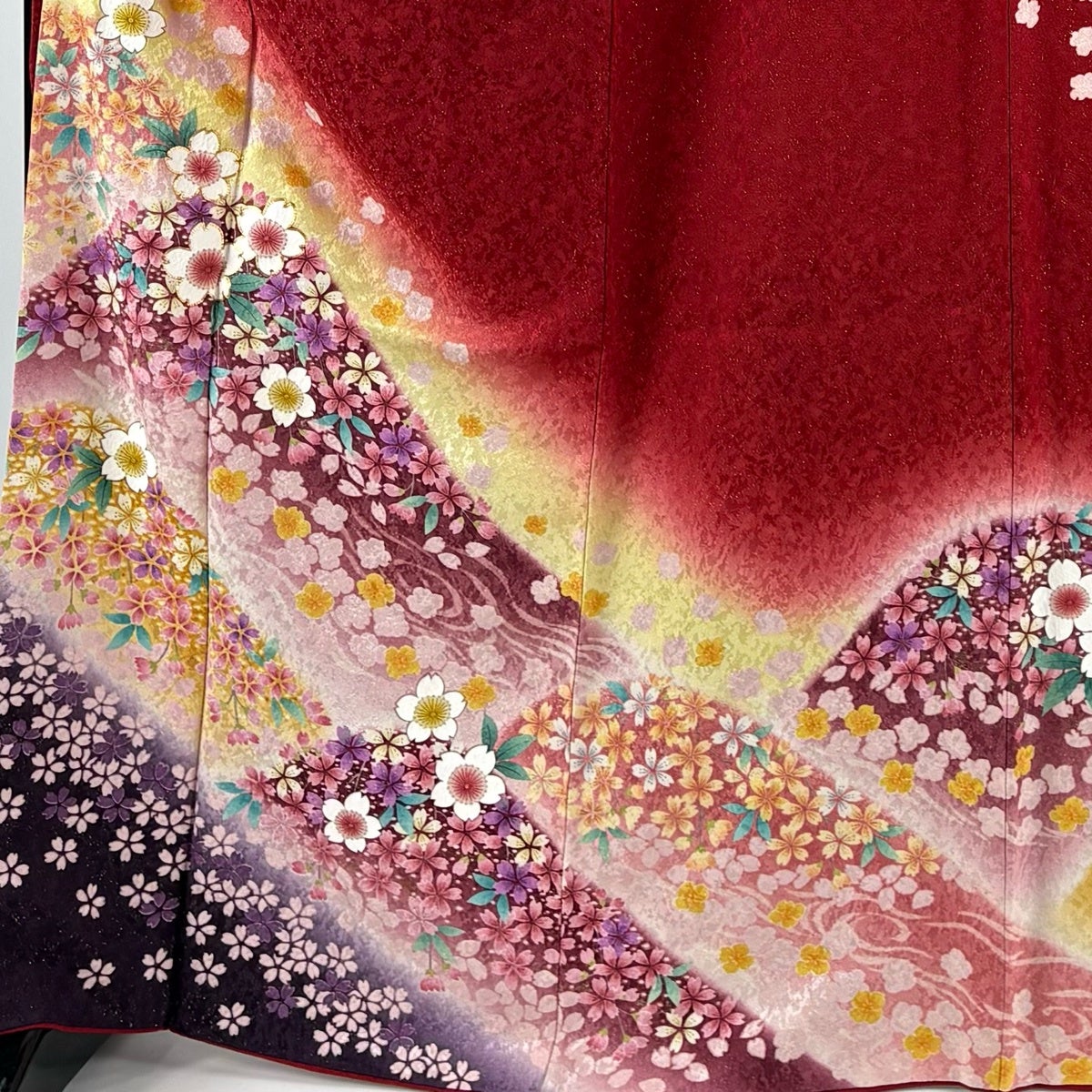 振袖 身丈168cm 裄丈69cm L 袷 桜 流水 金通し 金彩 赤 正絹 名品