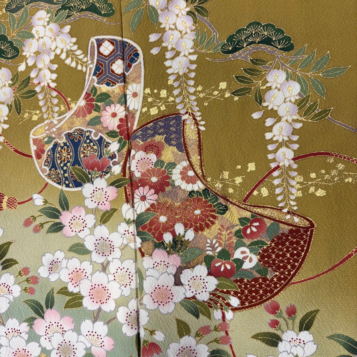 振袖 身丈156cm 裄丈62.5cm S 袷 ふき綿仕立て やまと 誰が袖 桜 金糸