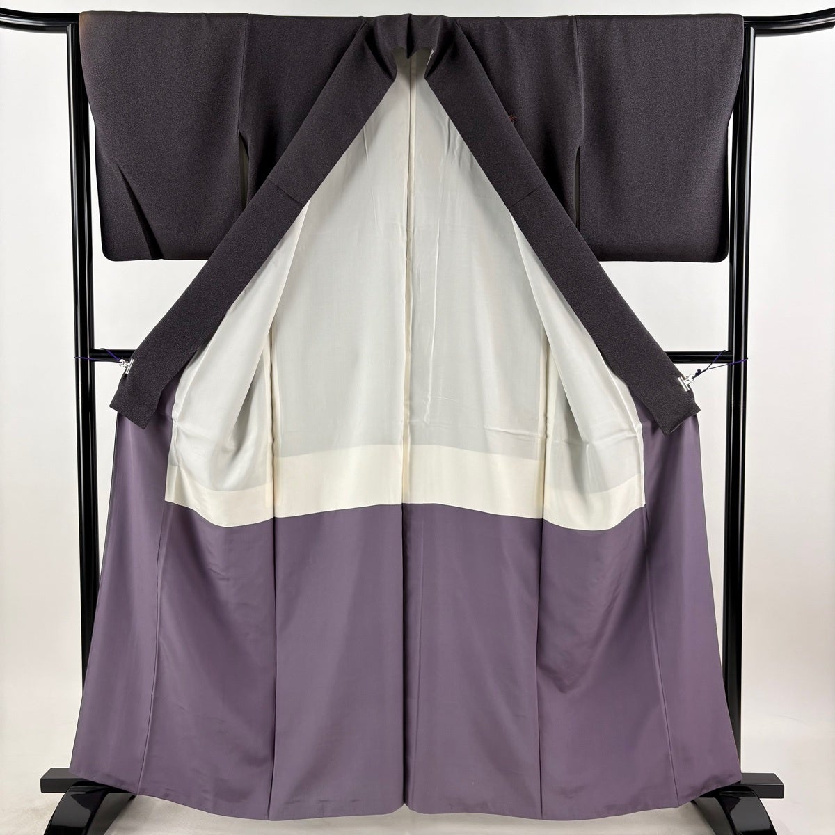 の*こ様 【美品】付下げ 気品纏う草花意匠　丈164.5cm裄丈68.5cm22 付下げ 身丈161.5cm 裄丈64.5cm M 袷 草花 幾何学模様 刺繍 箔 濃紫