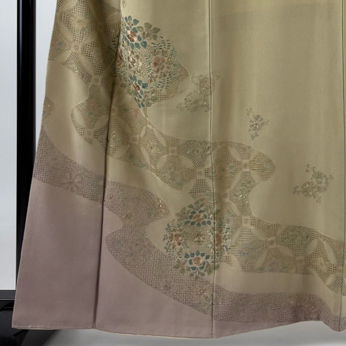 訪問着 身丈161.5cm 裄丈68cm L 袷 草花 華文 蘇州刺繍 ぼかし 抹茶色