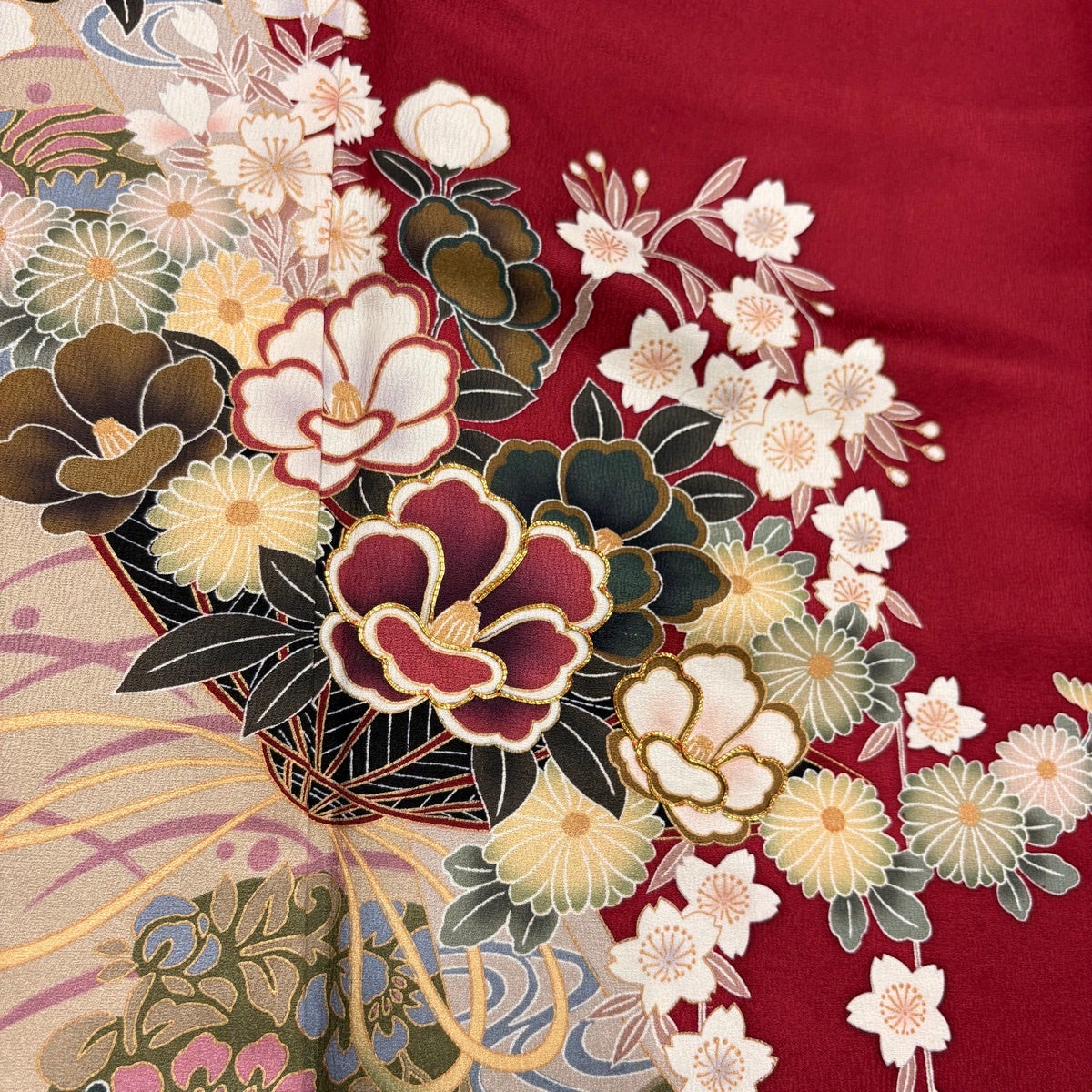 振袖 身丈166cm 裄丈66cm M 袷 花籠 桐 金糸 金彩 赤 正絹 秀品｜中古