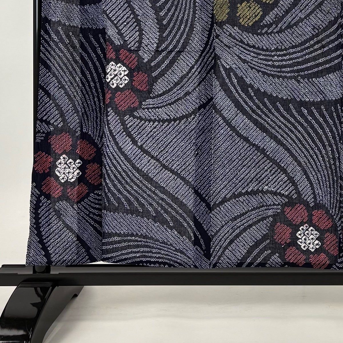 浴衣 身丈157.5cm 裄丈66cm M 絞り浴衣 花 幾何学模様 濃紺 綿 名品
