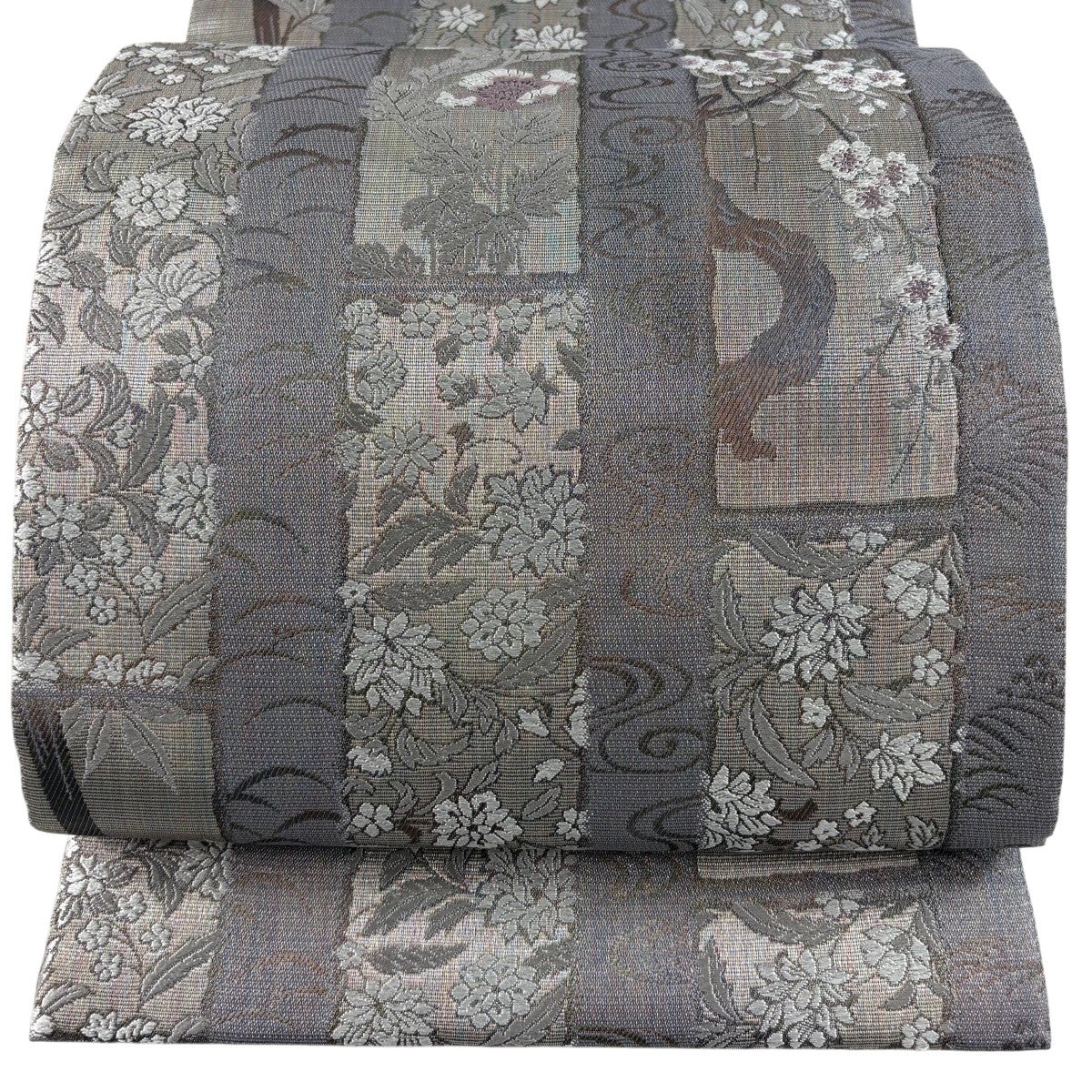 美品】 袋帯 秀品 桜 箔 銀糸 灰色 六通 正絹｜中古・古着・リサイクル