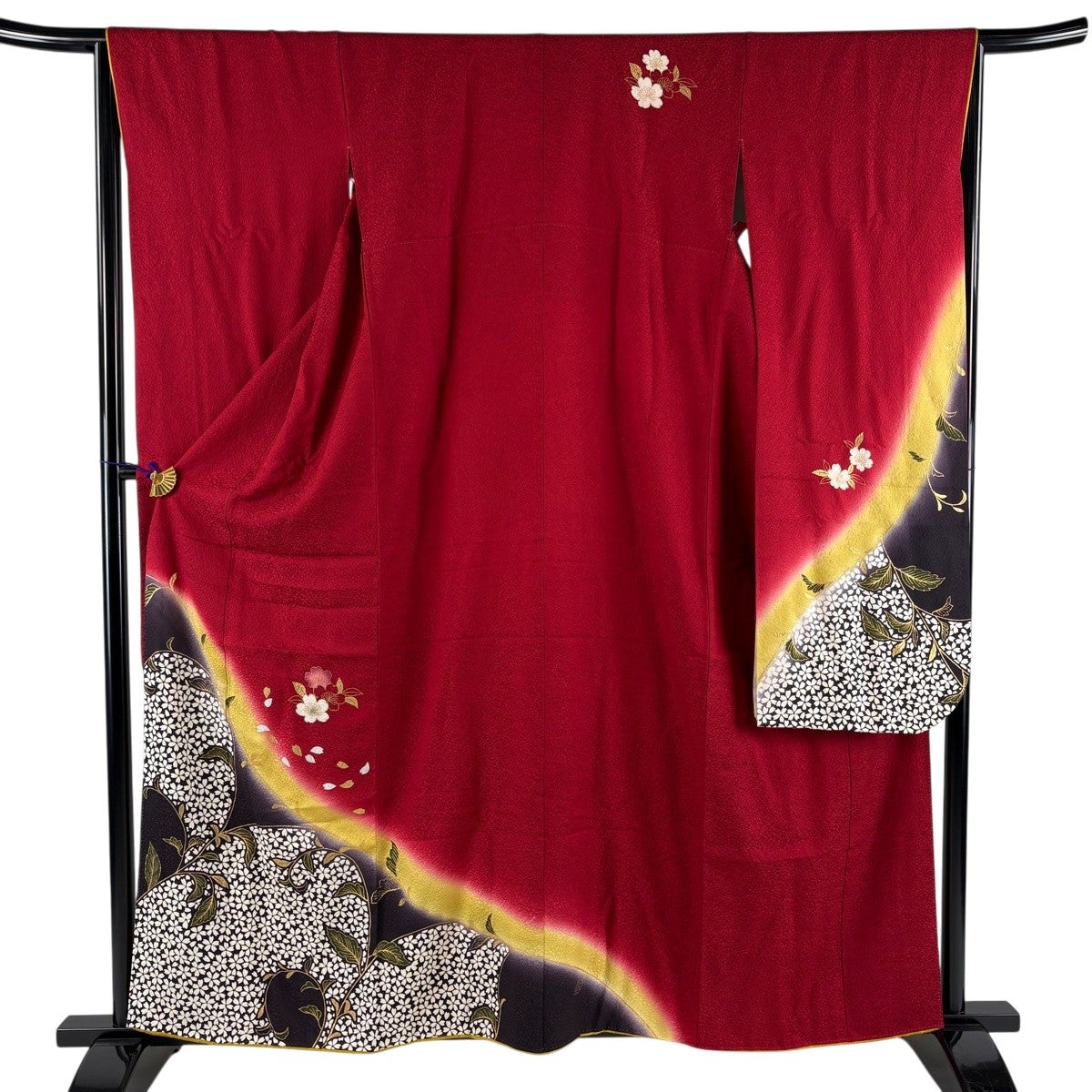 美品】 振袖 身丈158.5cm 裄丈65cm M 袷 桜 唐草 金銀彩 ぼかし 赤