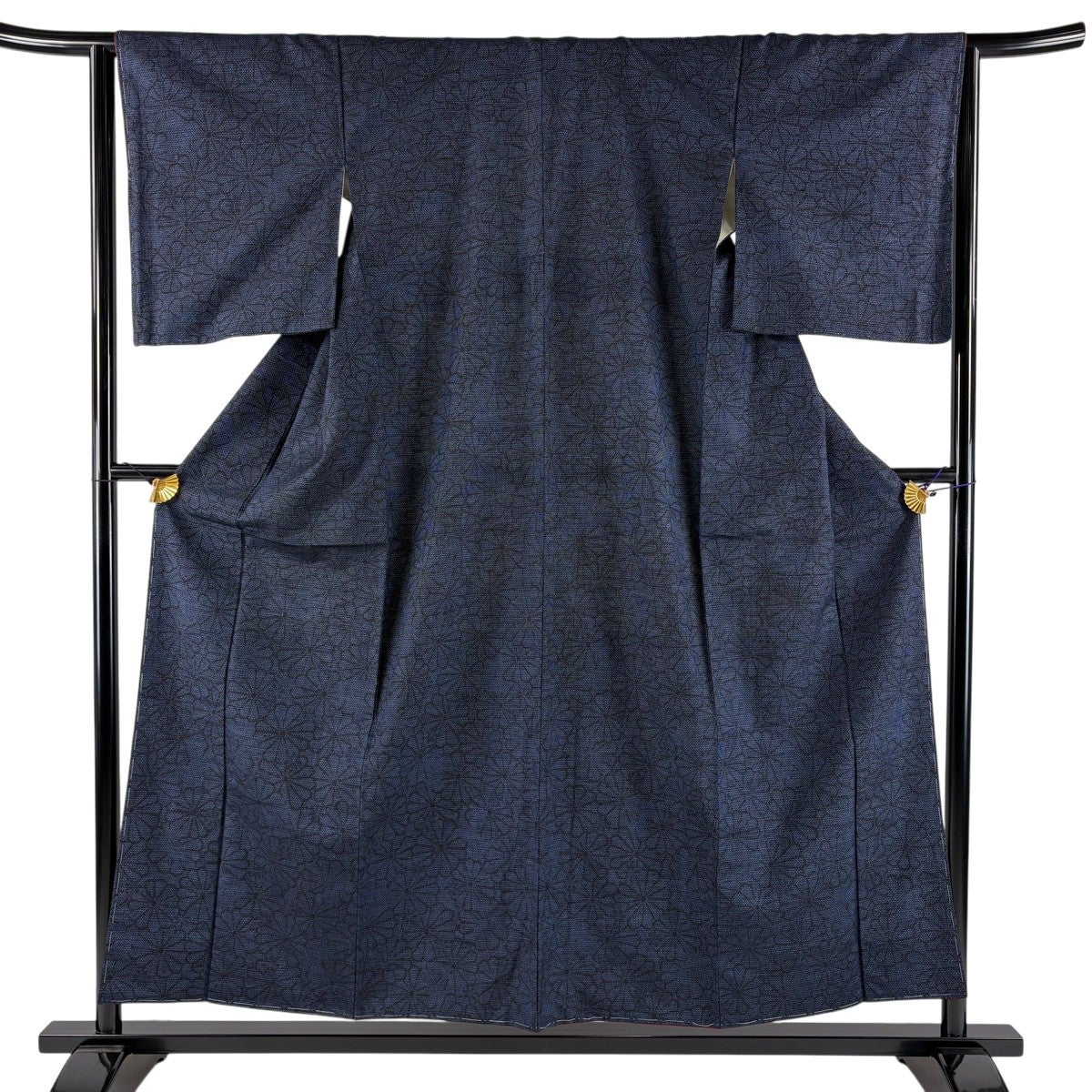 紬 身丈155.5cm 裄丈64cm M 袷 証紙あり 菊 紺色 正絹 秀品｜中古