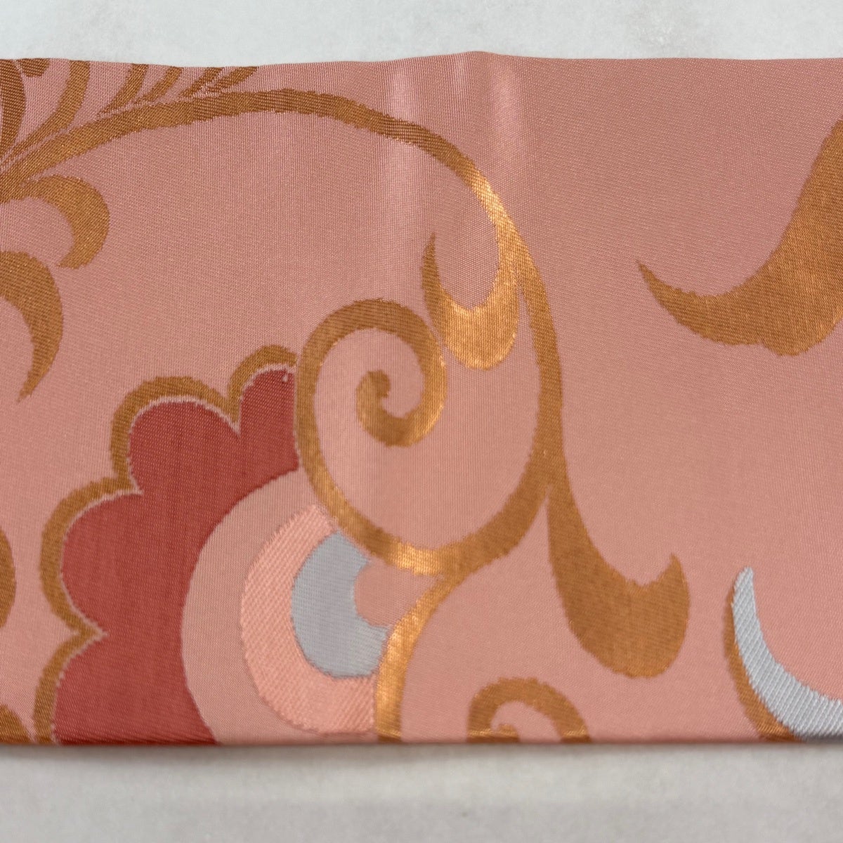 美品】 名古屋帯 秀品 花唐草 箔 ピンク 正絹｜中古・古着・リサイクル