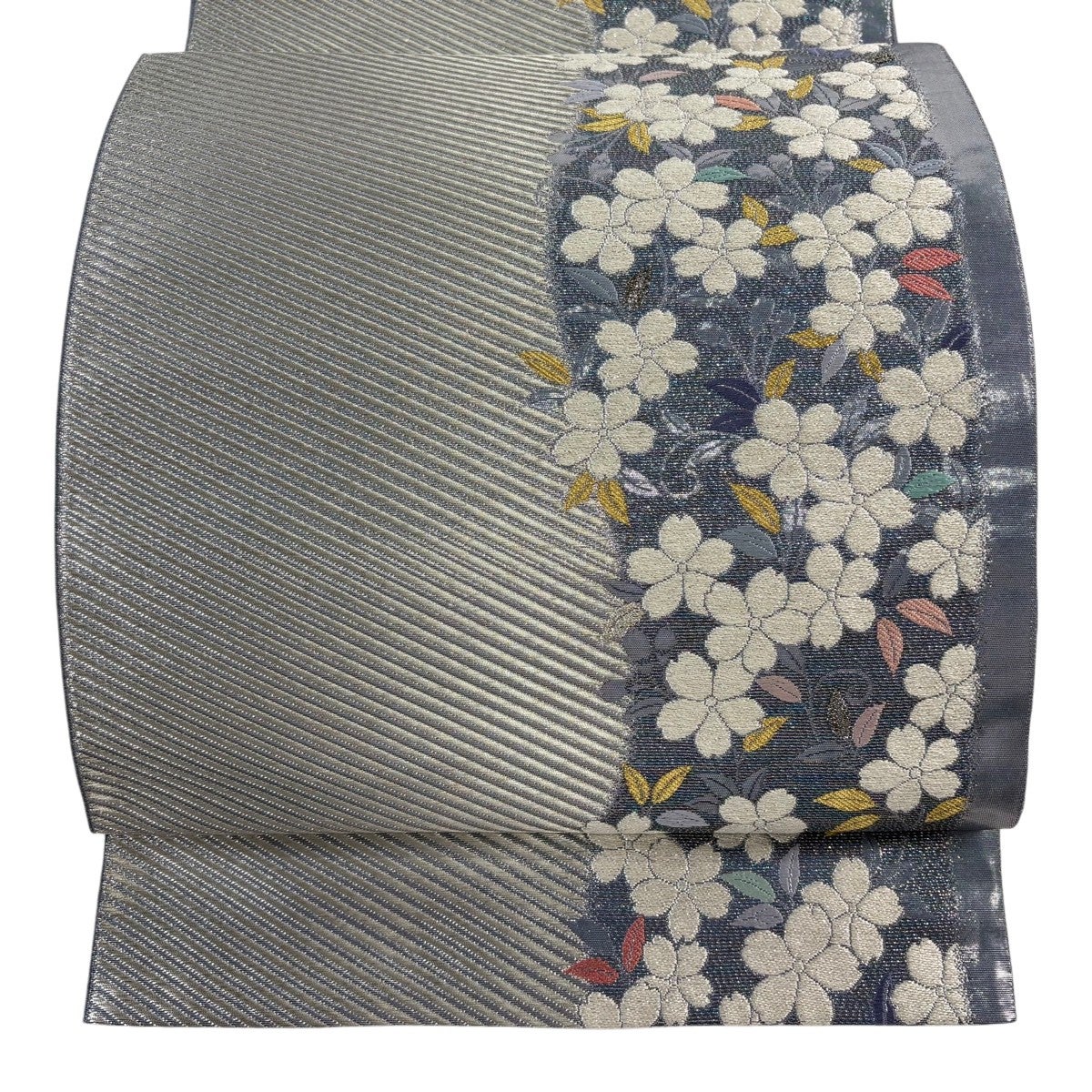 美品】 袋帯 秀品 桜 斜縞 金銀糸 箔 銀色 六通 正絹｜中古・古着