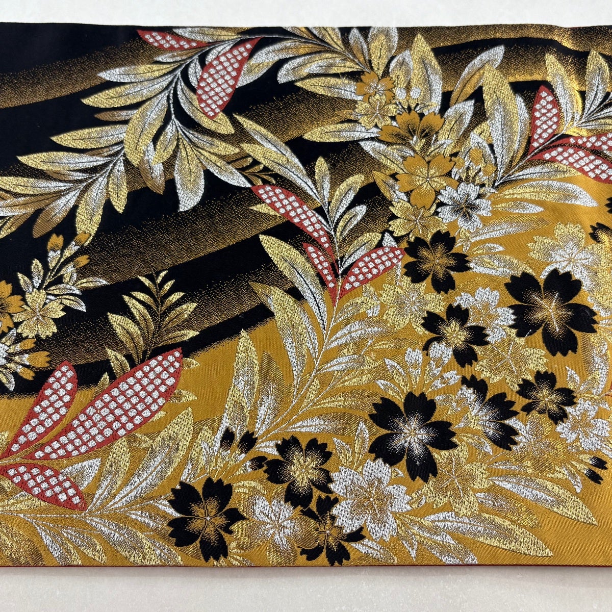 袋帯 秀品 撫子 箔 黄土色 六通 正絹｜中古・古着・リサイクル着物通販