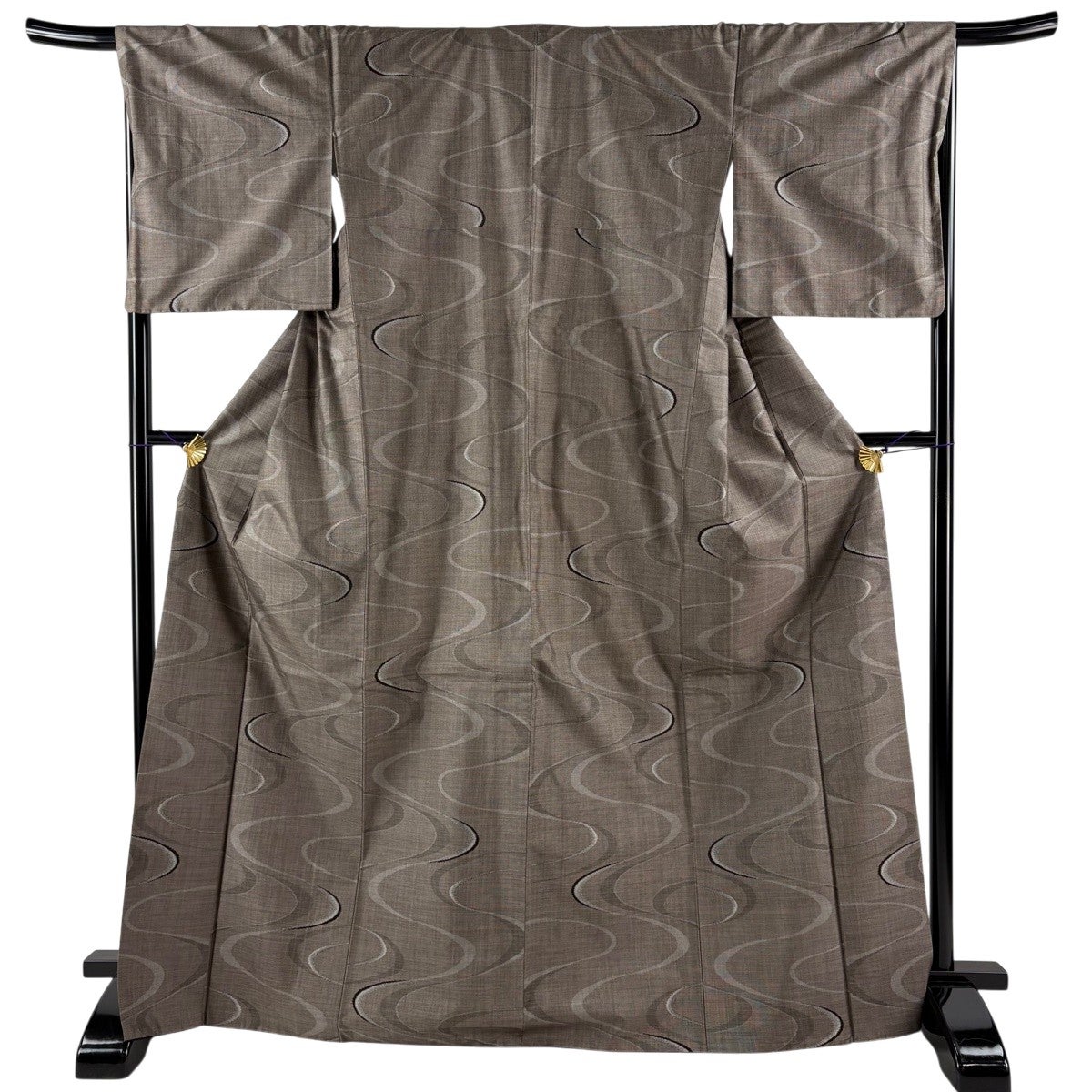美品】 紬 身丈167.5cm 裄丈68cm L 袷 白布紬 吾妻ぜんまい 落款あり 美品】 紬 身丈167.5cm 裄丈68cm L 袷 白布紬 吾妻ぜんまい 落款あり