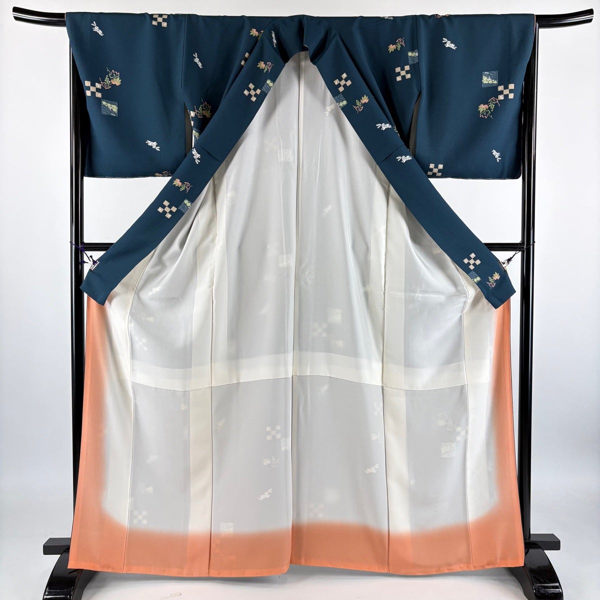 美品】 小紋 身丈165cm 裄丈65cm M 袷 うさぎ 葡萄 深緑 正絹 秀品