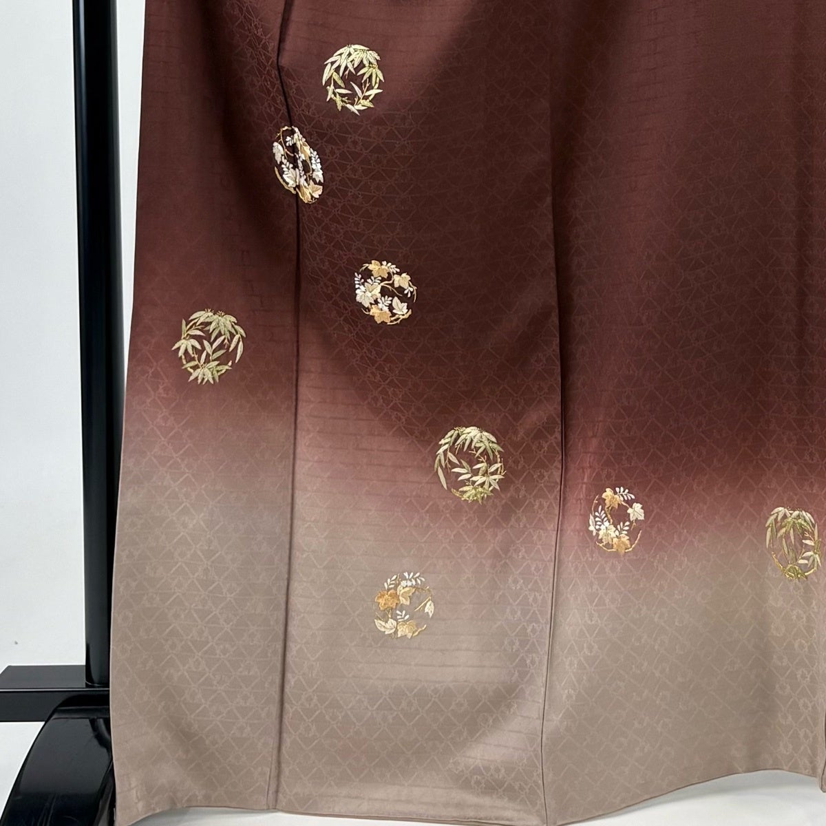 美品】 付下げ 身丈166cm 裄丈67.5cm L 袷 花丸文 笹 金糸 刺繍 茶色