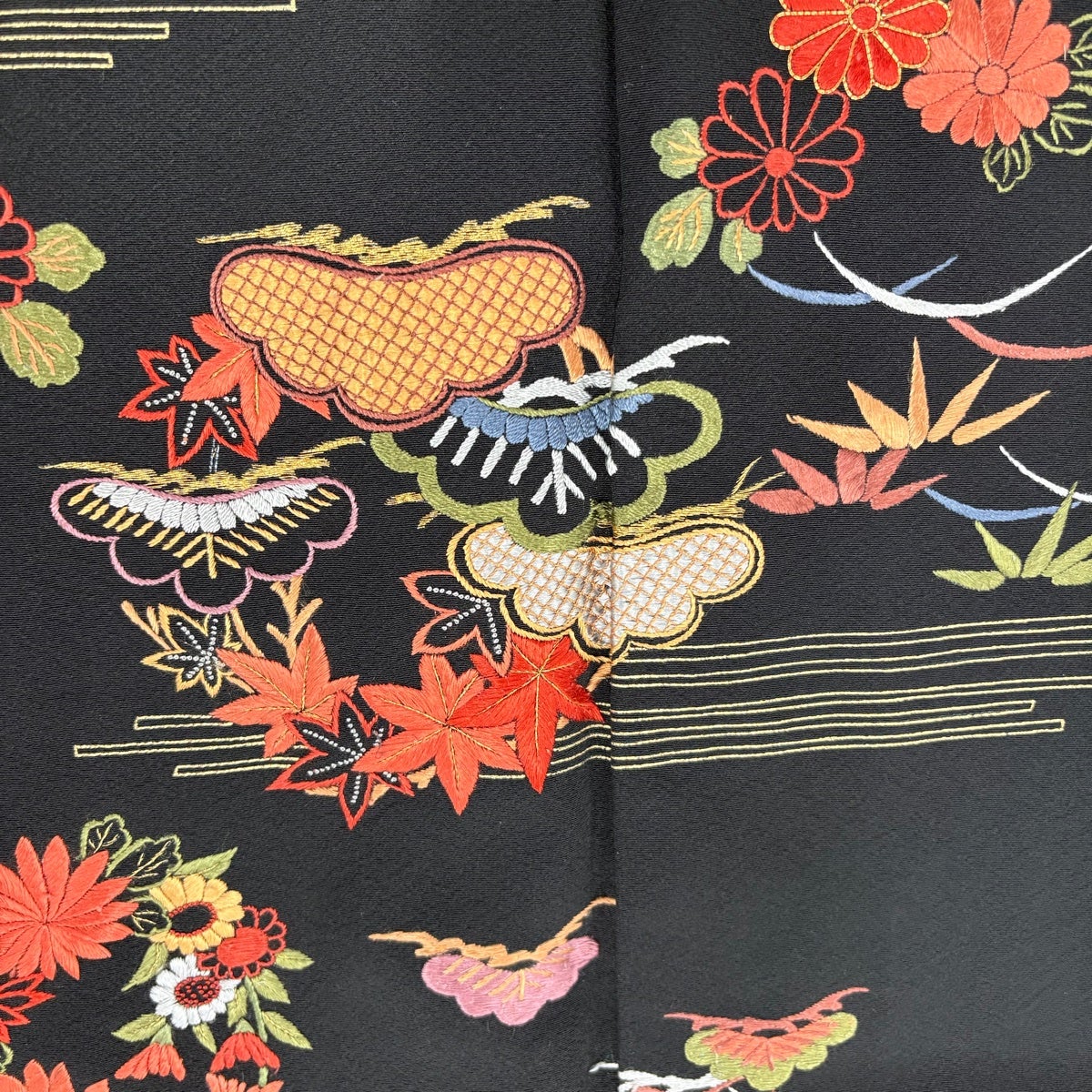 訪問着 身丈154.5cm 裄丈65cm M 袷 落款あり 松竹梅 霞 刺繍 金糸 黒