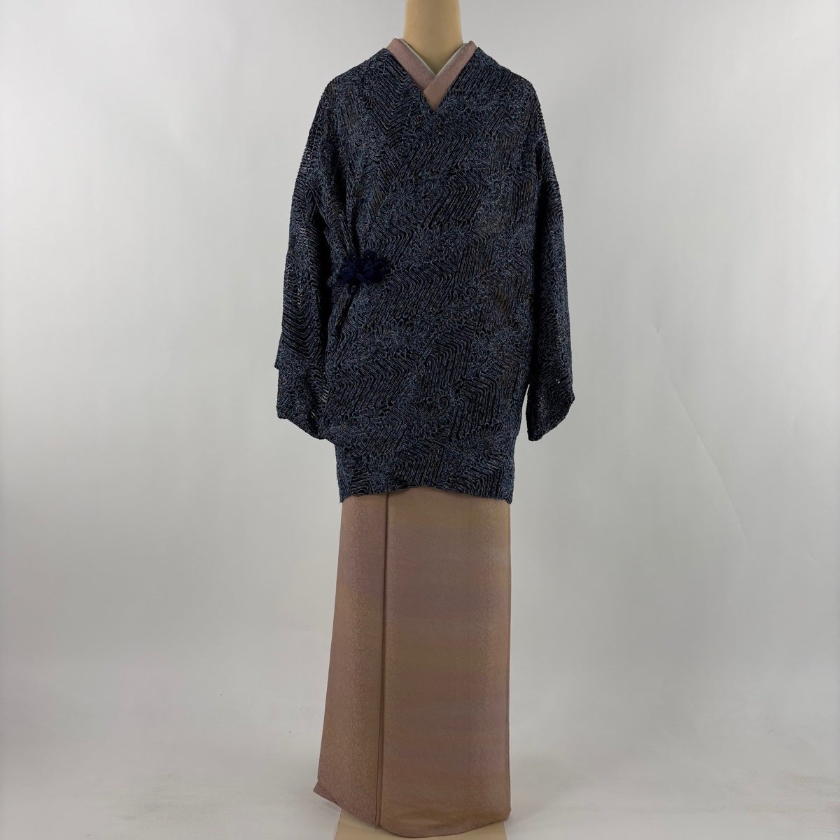 美品】 道中着 身丈82cm 裄丈65.5cm M 無月 和装コート 落款あり 幾何