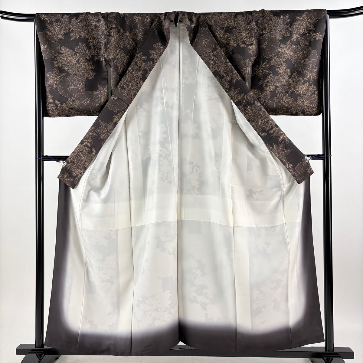 美品】 小紋 身丈156.5cm 裄丈66.5cm M 袷 草花 金彩 焦茶色 正絹 秀品