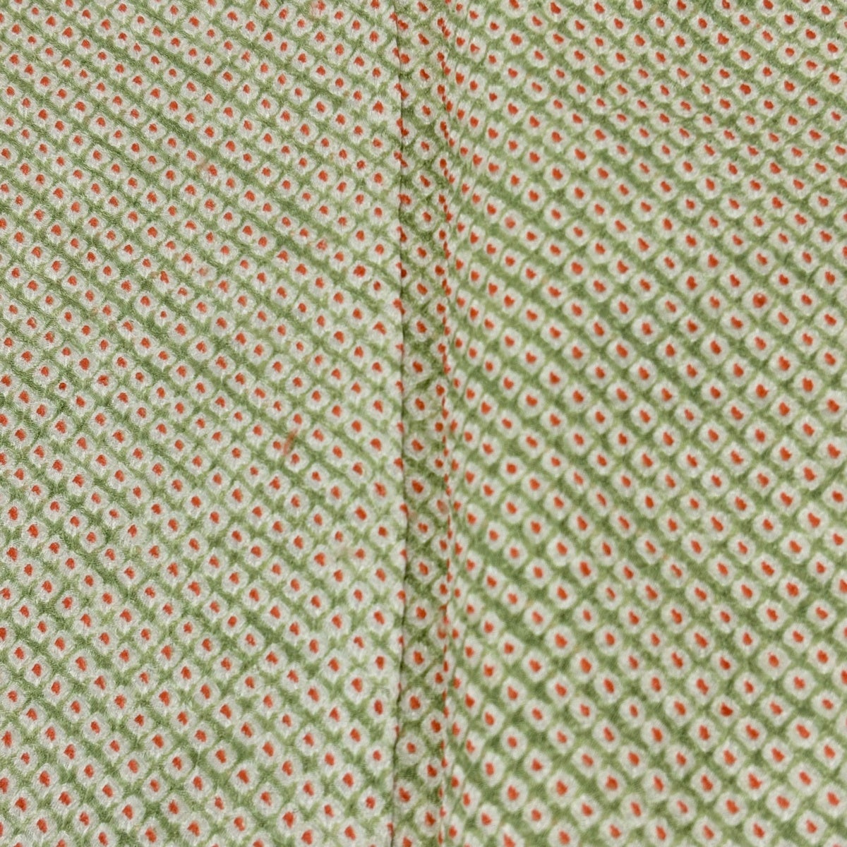 美品】 小紋 身丈156cm 裄丈63.5cm S 袷 幾何学模様 総絞り 薄緑 正絹