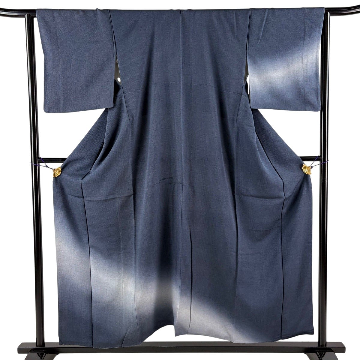 付下げ 身丈153.5cm 裄丈63.5cm S 袷 縞 ぼかし 紺色 正絹 秀品｜中古