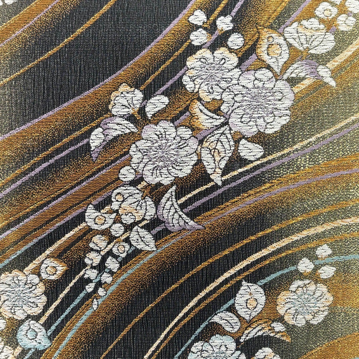美品】 袋帯 秀品 草花 よろけ縞 金糸 箔 金色 六通 正絹｜中古・古着
