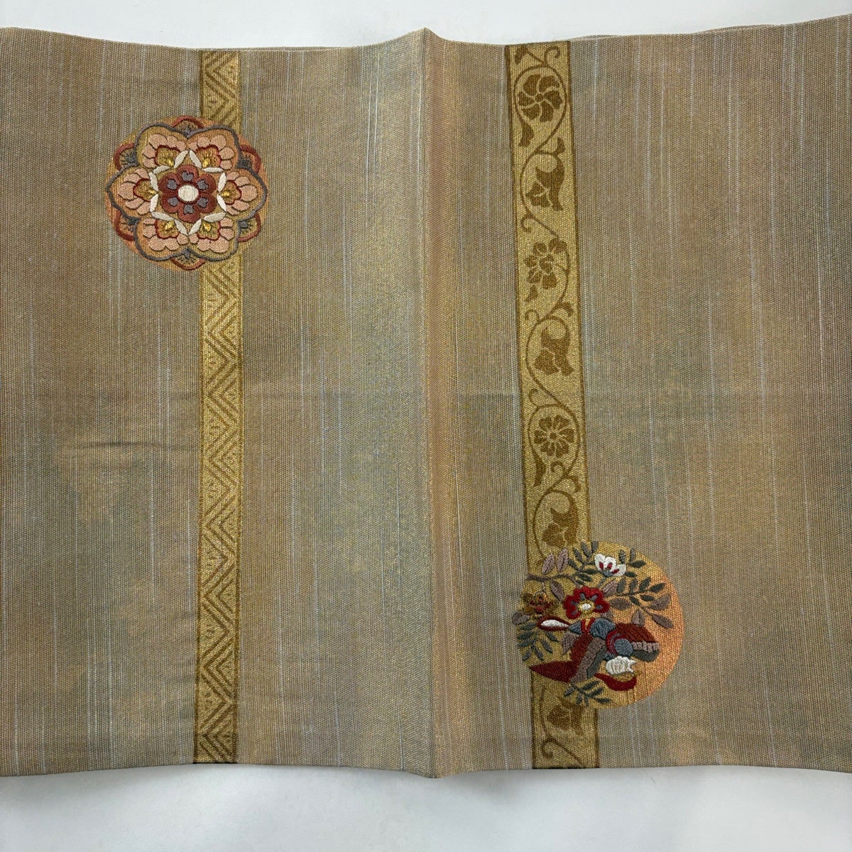 袋帯 秀品 鳥 華文 金糸 金彩 金色 お太鼓柄 正絹｜中古・古着