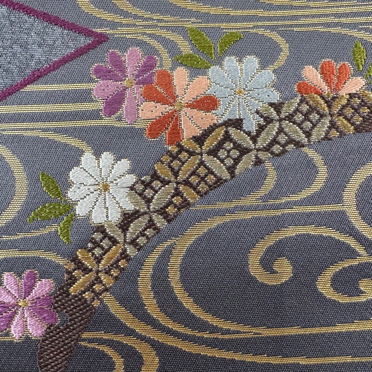 美品】 袋帯 秀品 じゅらく 落款あり 松竹梅 雪芝 金糸 箔 灰色 お太鼓