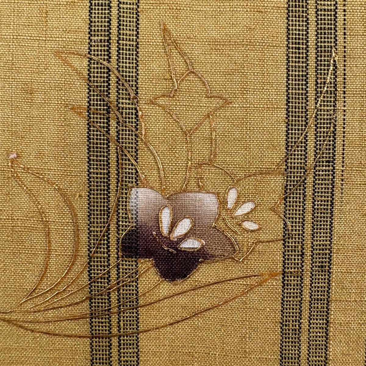 袋帯 秀品 紬地 菊 枝梅 金彩 からし色 お太鼓柄 正絹｜中古・古着