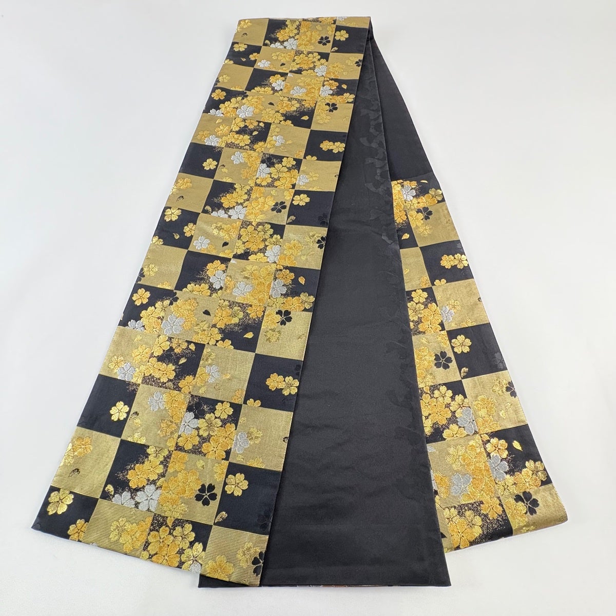 美品】 袋帯 秀品 桂由美 落款あり 市松 花 金銀糸 箔 金色 六通 正絹