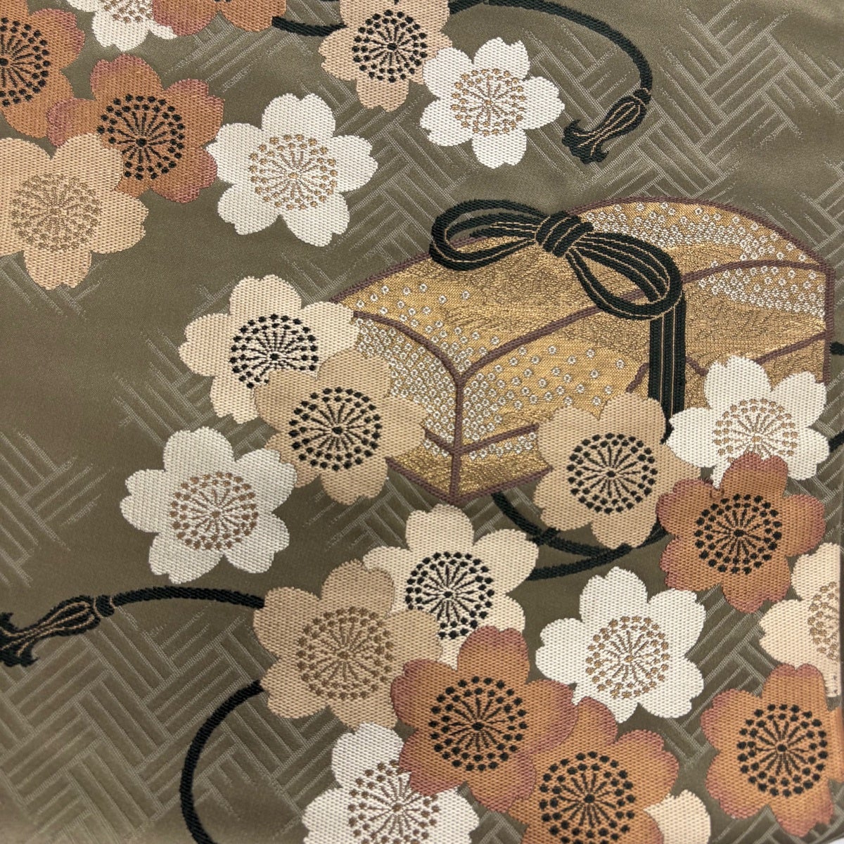 美品】 振袖 身丈167cm 裄丈68cm L 袷 袋帯フルセット 色紙 草花 金糸
