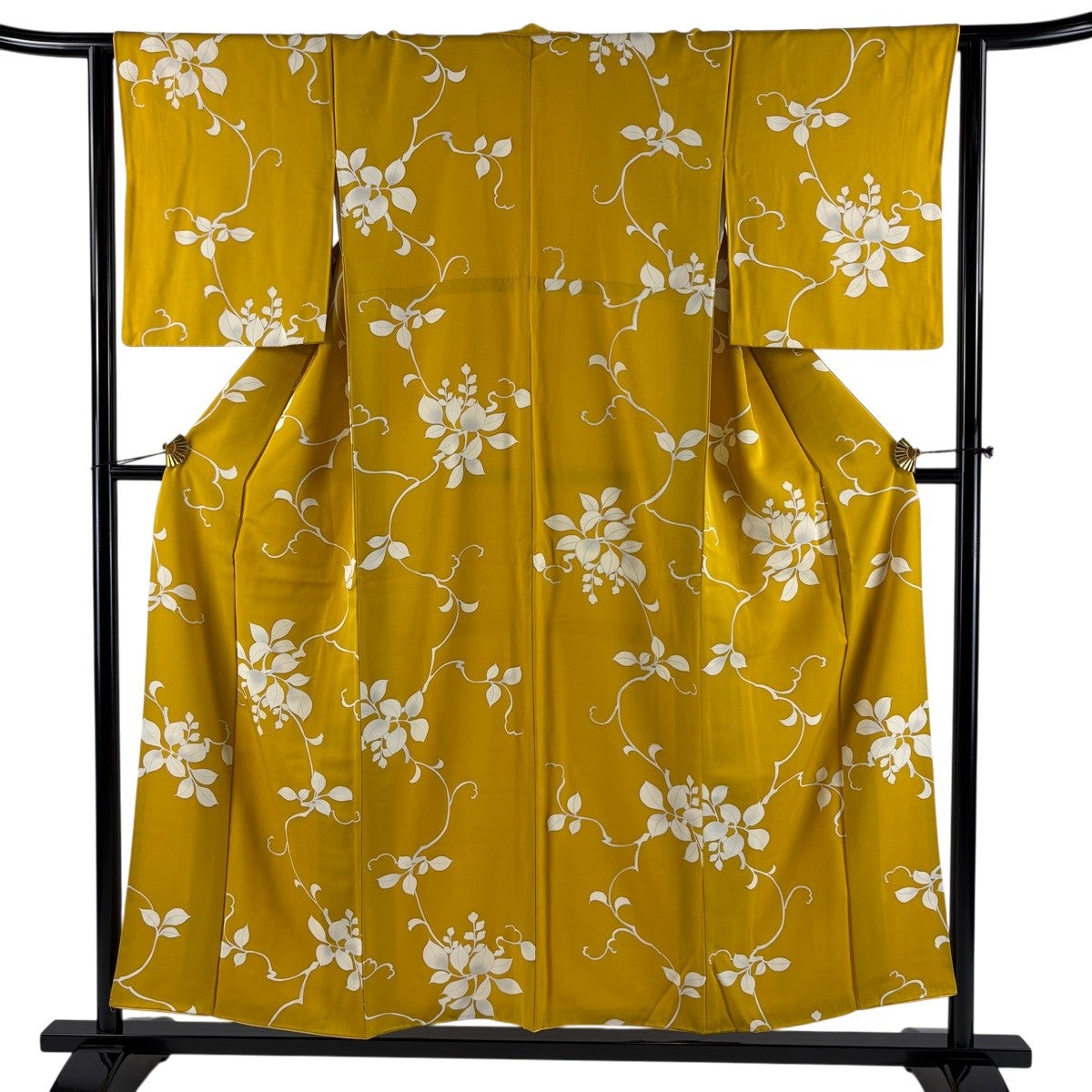 小紋 身丈162.5cm 裄丈64cm M 袷 花唐草 縮緬 山吹色 正絹 秀品｜中古