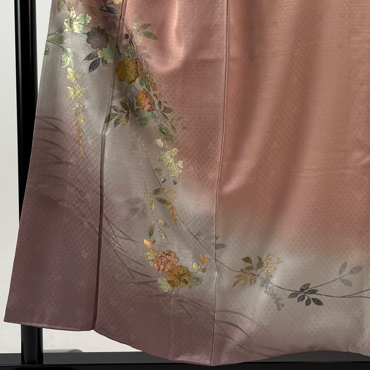 30%OFF 訪問着 身丈155.5cm 裄丈63cm S 袷 菊 葉と実 金彩 螺鈿 薄小豆