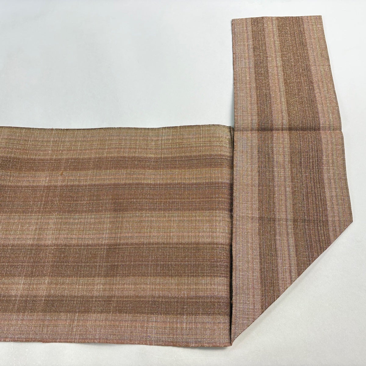 美品】 名古屋帯 秀品 八寸名古屋帯 松葉仕立て 霞 縞 金銀糸 薄茶色