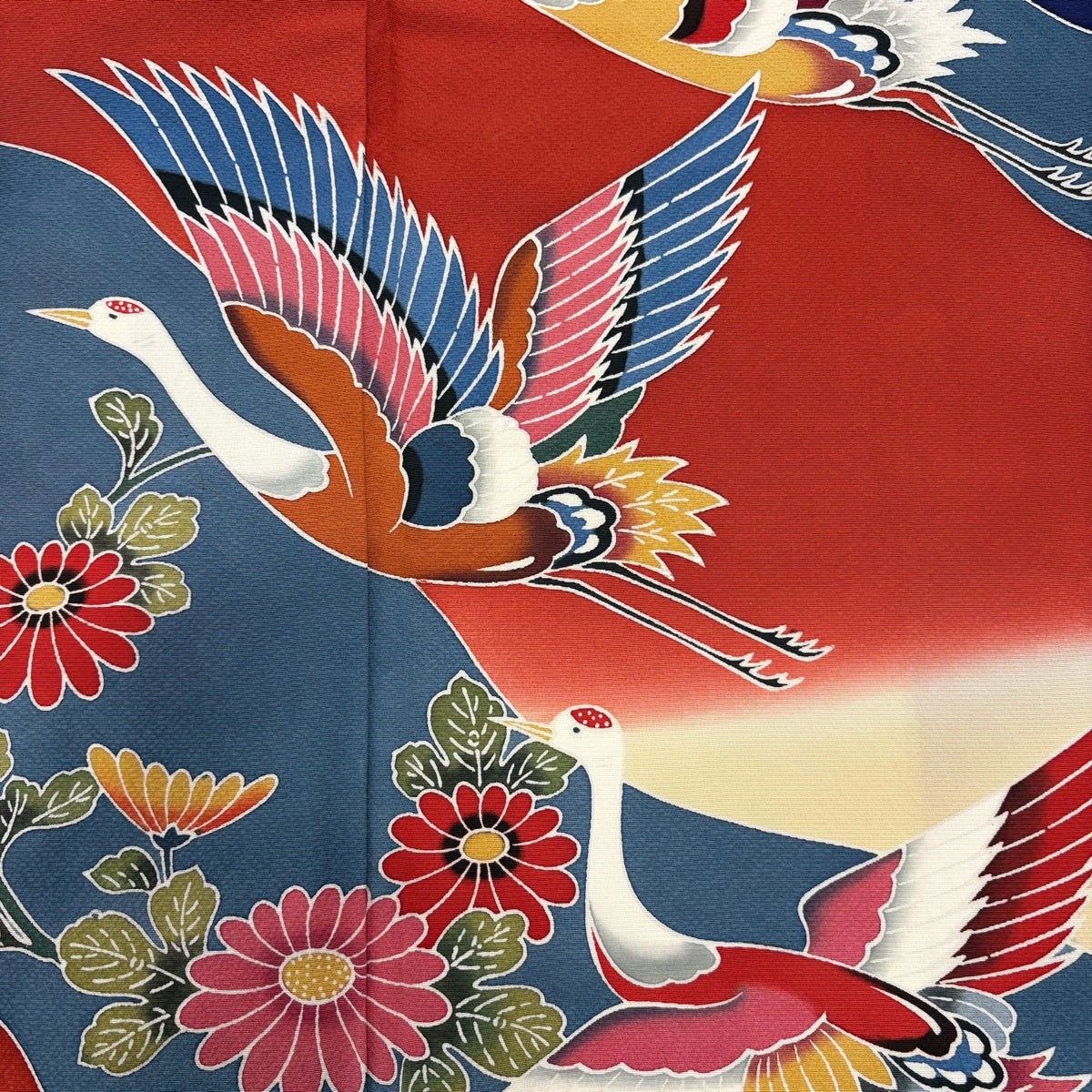 【正絹本振袖 7点セット】人気オトナカラー 身丈163 中古品 振袖 身丈163cm 裄丈66cm M 袷 鶴 菊 染め分け ぼかし 紺色 正絹 名品