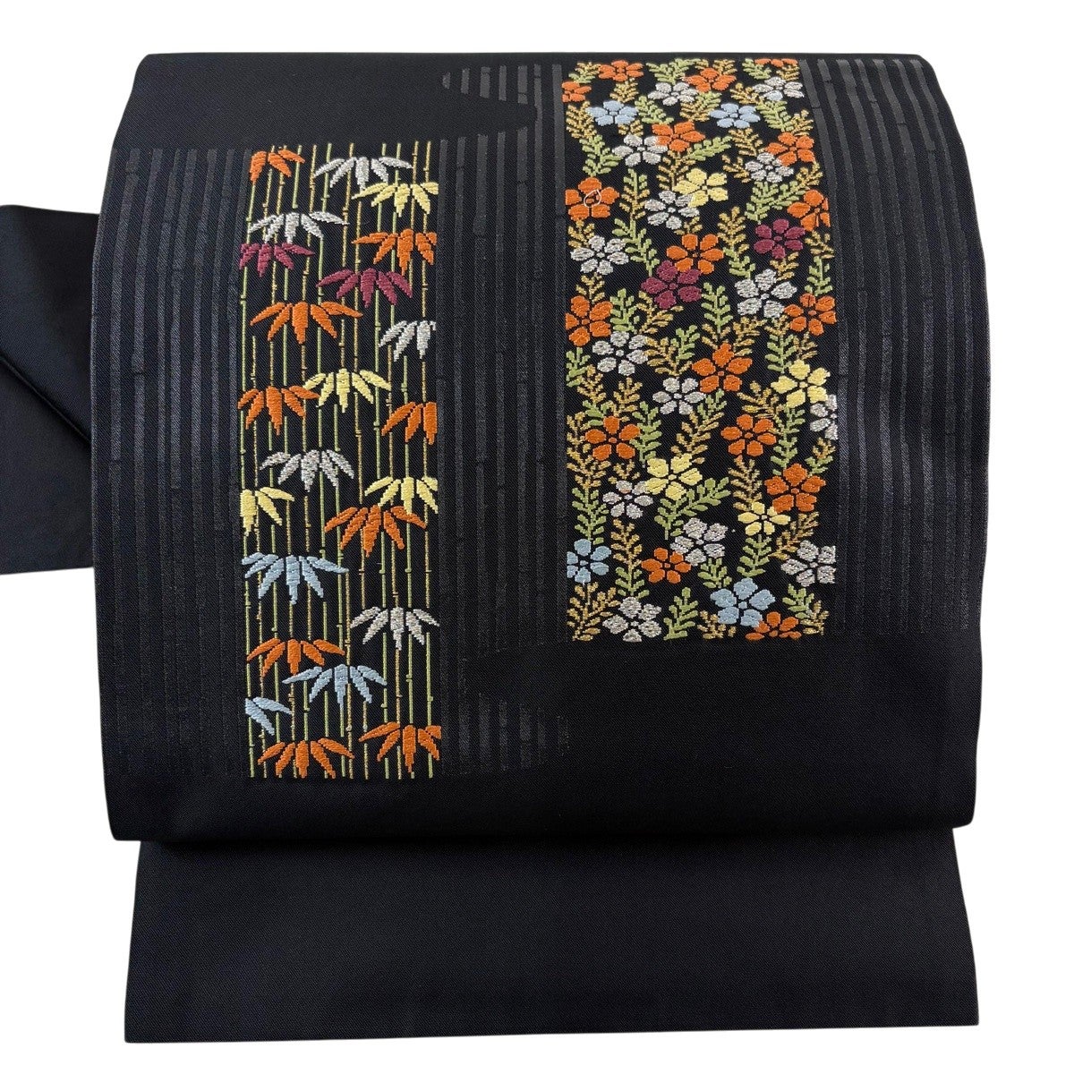 名古屋帯 優品 草花 霞 刺繍 金銀糸 ベージュ 正絹｜中古・古着
