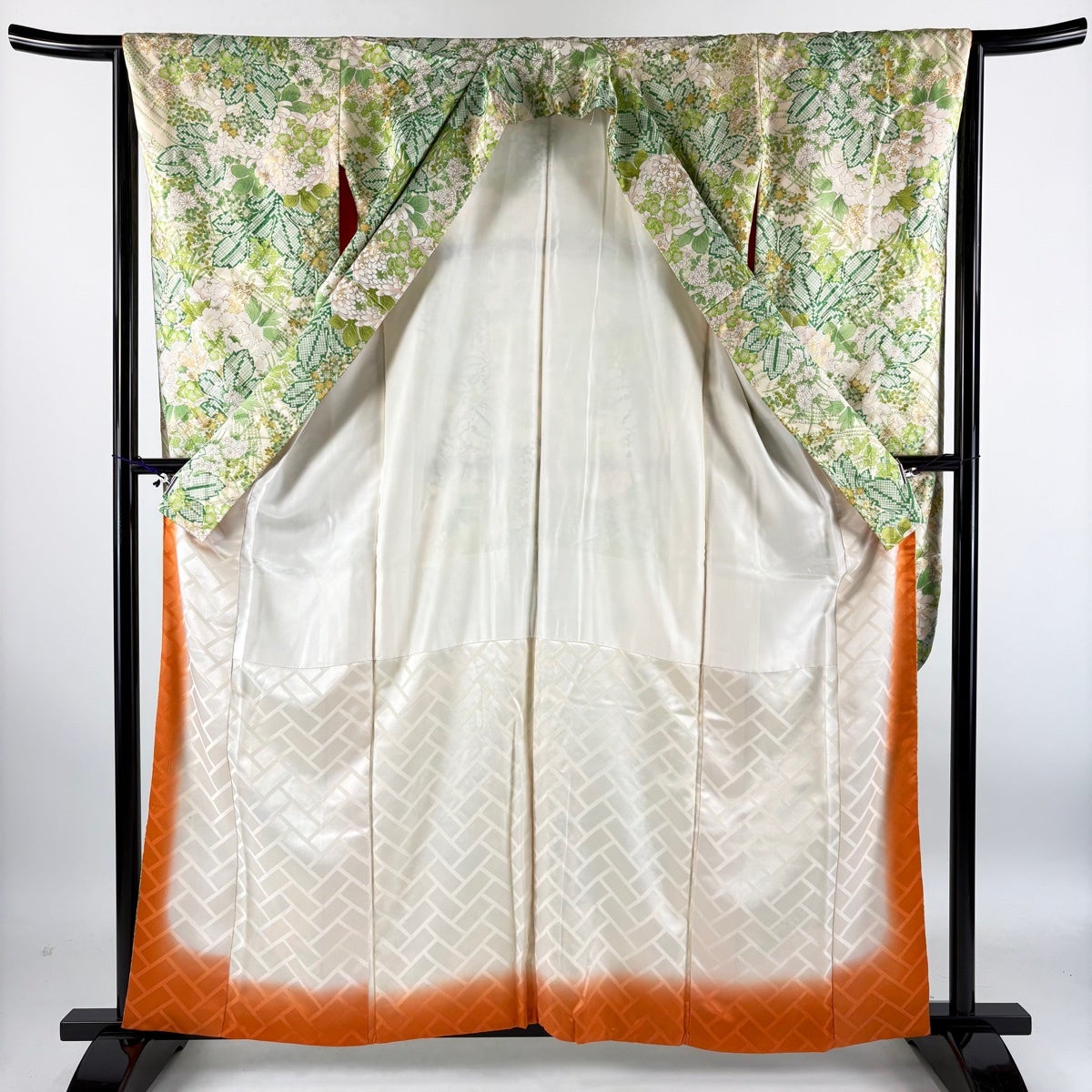 美品】 振袖 身丈160cm 裄丈64.5cm M 袷 草花 牡丹 金彩 黄緑色 正絹