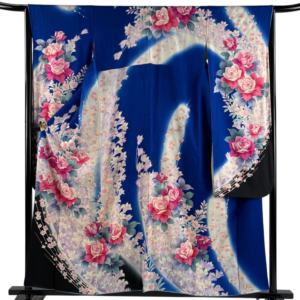 青花総柄 振袖 装い金彩 身丈157.5 裄66 袖丈111 振袖 身丈158.5cm 裄丈66cm M 袷 薔薇 草花 金彩 ぼかし 青 正絹 秀品