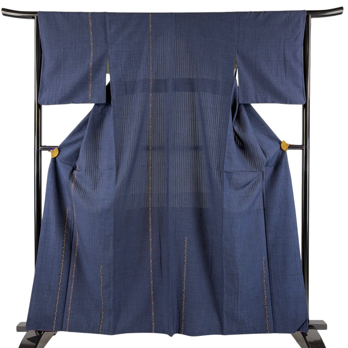 付下げ 身丈162cm 裄丈64.5cm M 袷 紬地 草花 濃紺 正絹 秀品｜中古