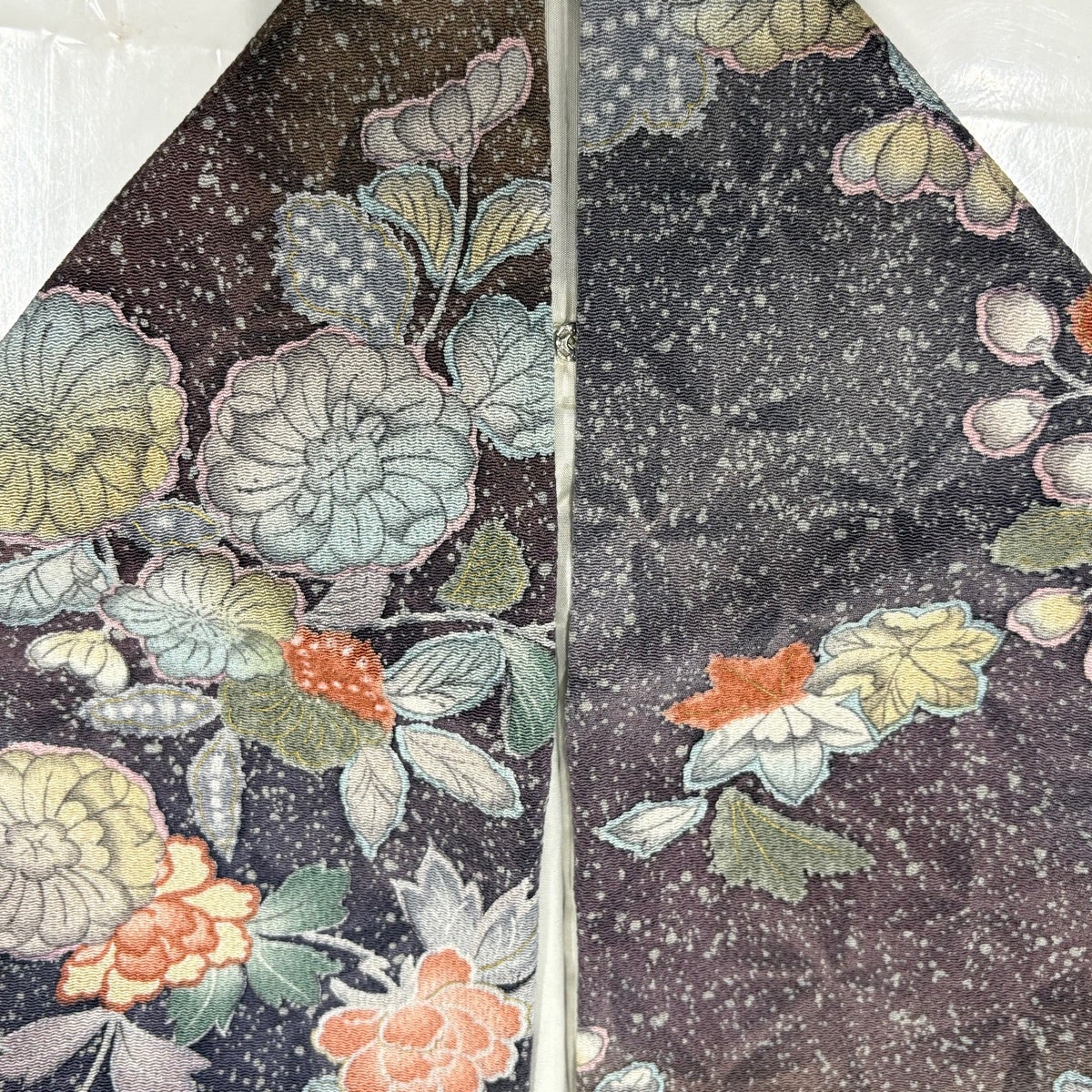 美品】 小紋 身丈167cm 裄丈67cm M 袷 辻が花柄 金彩 縮緬 灰紫 正絹