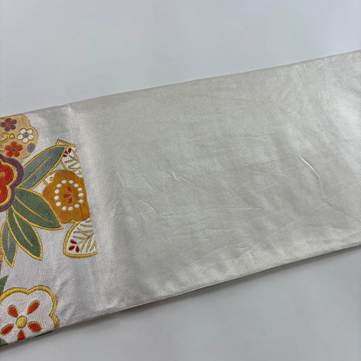 美品】 袋帯 秀品 松竹梅 金糸 箔 銀色 六通 正絹｜中古・古着