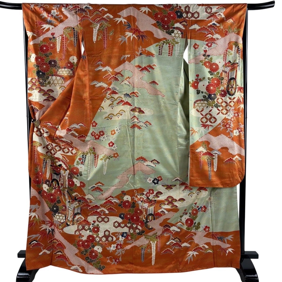 振袖 身丈169.5cm 裄丈66cm M 袷 御所車 菊 金糸 金彩 朱色 正絹 秀品 振袖 身丈169.5cm 裄丈66cm M 袷 御所車 菊 金糸 金彩 朱色 正絹 秀品