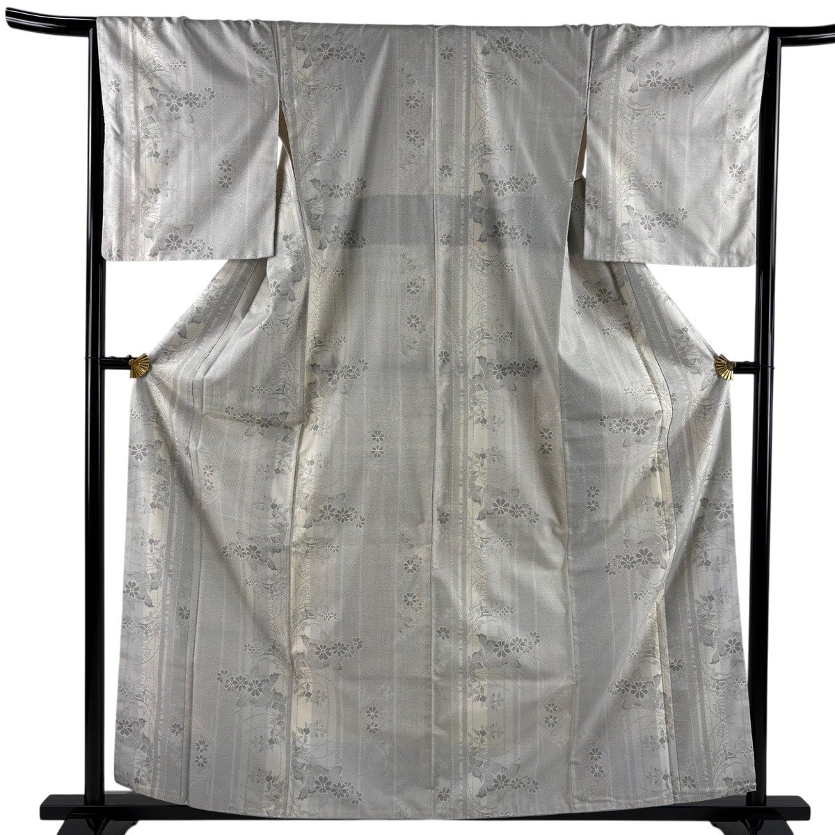 紬 身丈160cm 裄丈65cm M 袷 草花 縦縞 灰白 正絹 秀品｜中古・古着