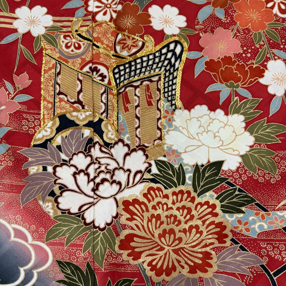 振袖 身丈157cm 裄丈63cm S 袷 御所車 草花 金糸 金彩 赤 正絹 秀品