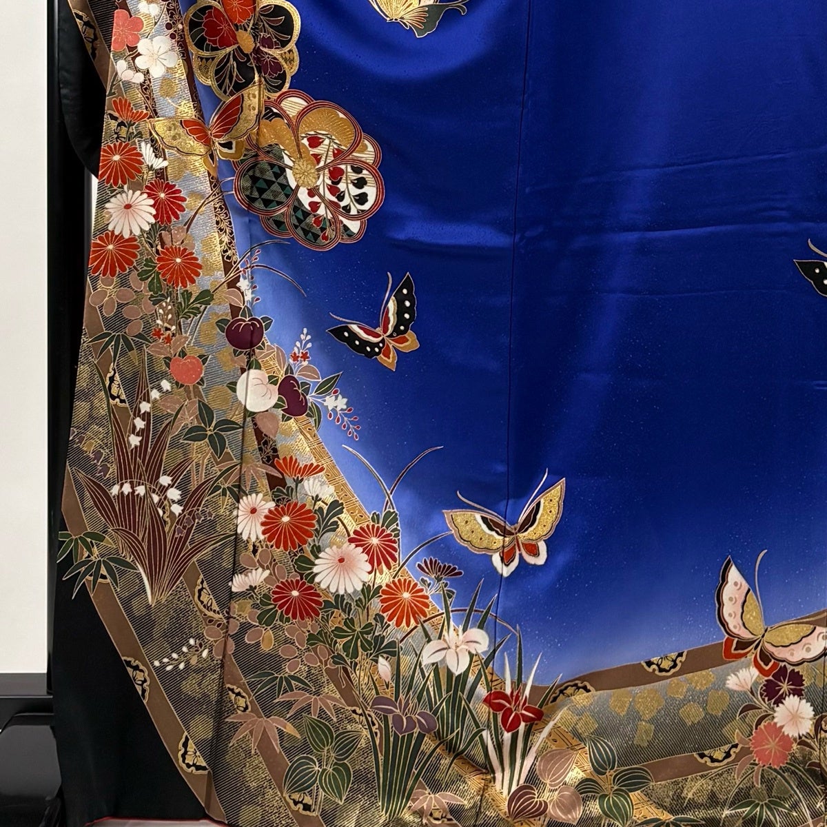 振袖 身丈171cm 裄丈71cm L 袷 蝶 草花 金糸 金彩 青紫 正絹 秀品