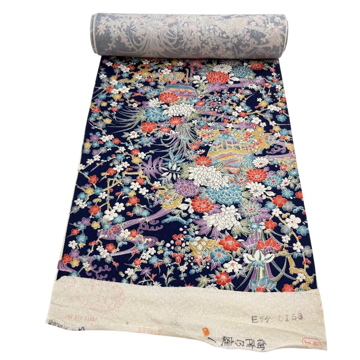 反物 秀品 菊 枝花 紺色 正絹｜中古・古着・リサイクル着物通販