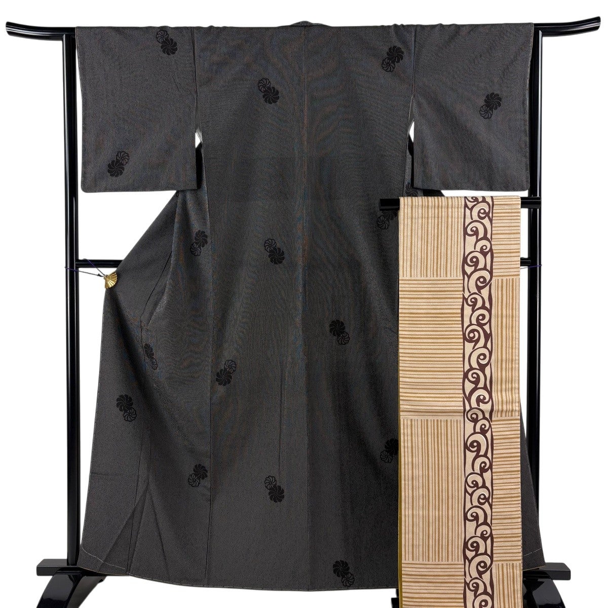 美品】 紬 身丈162cm 裄丈64cm M 袷 袋帯セット 菊 縦縞 墨色 正絹 秀