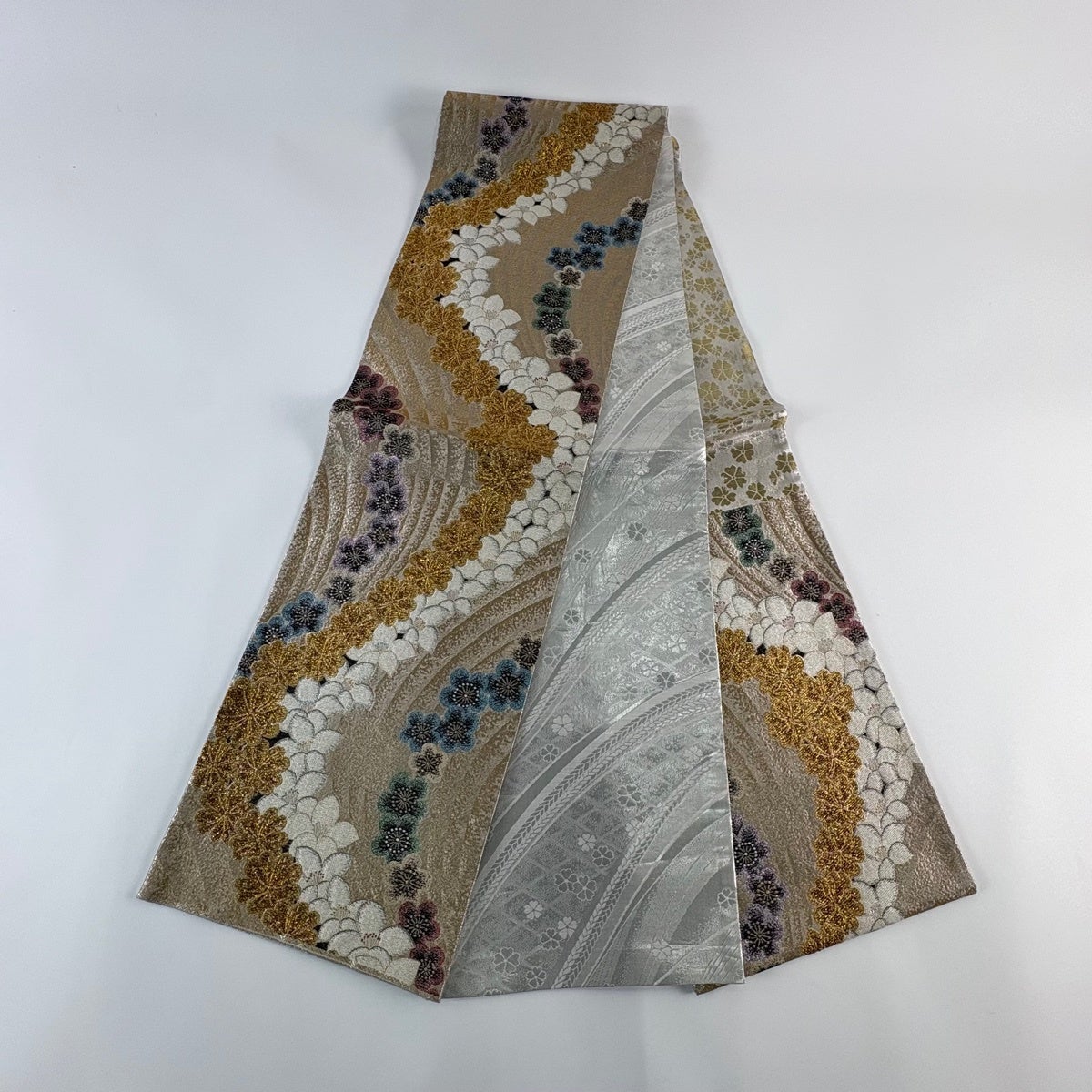 袋帯 秀品 花 梅 箔 金糸 金色 六通 正絹｜中古・古着・リサイクル着物