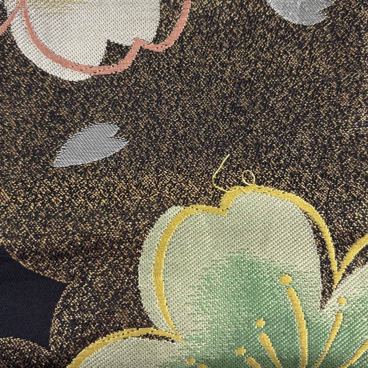 袋帯 秀品 桜 花びら 箔 金糸 黒 六通 正絹｜中古・古着・リサイクル