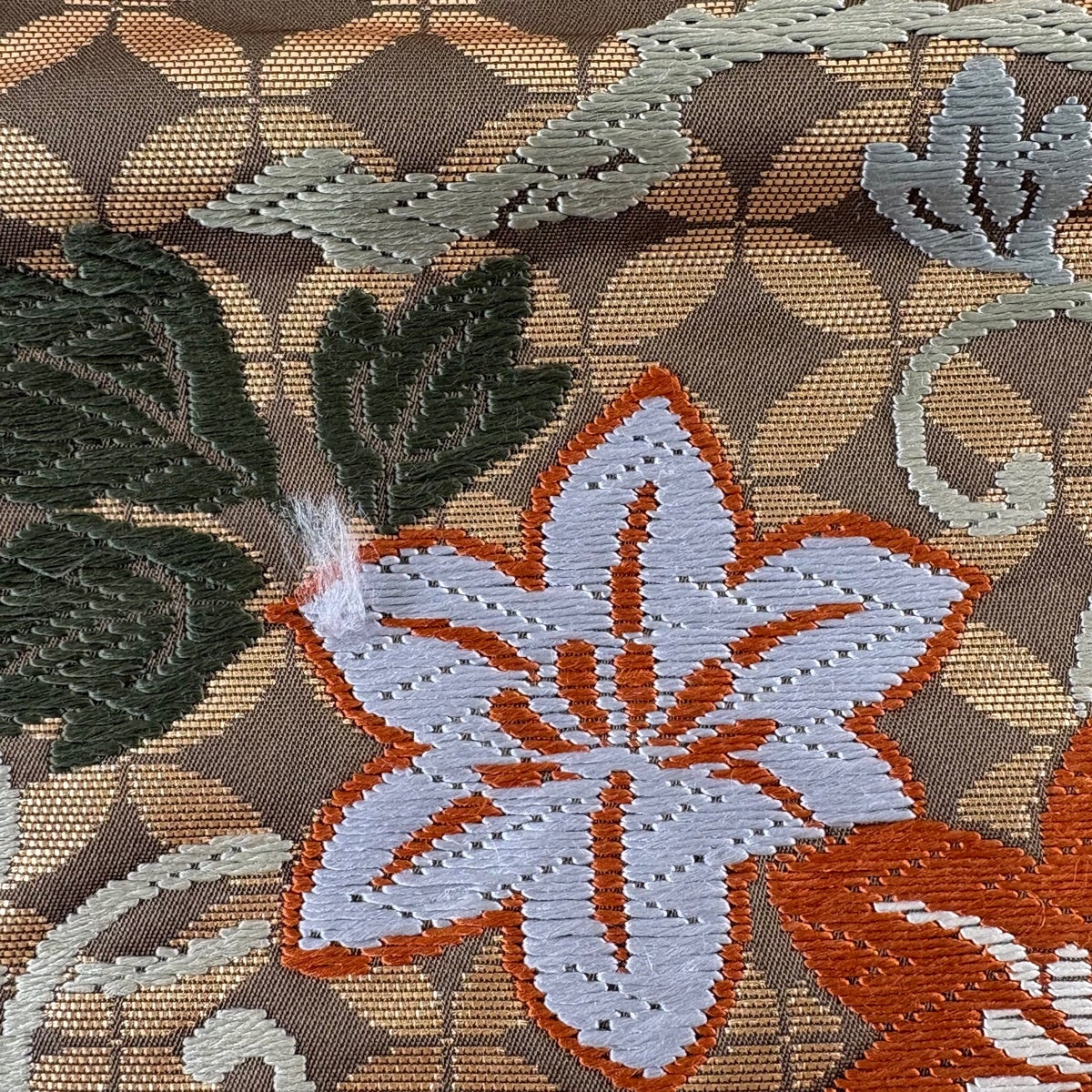 袋帯 秀品 七宝桐鉄線文 七宝 草花 唐織 箔 茶色 六通 正絹｜中古