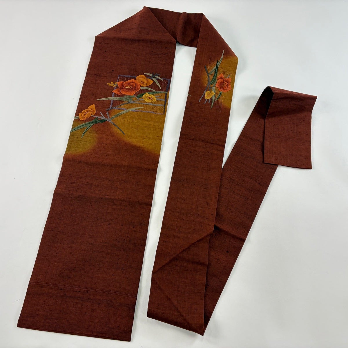 名古屋帯 秀品 紬地 草花 相良刺繍 ぼかし 茶色 正絹｜中古・古着