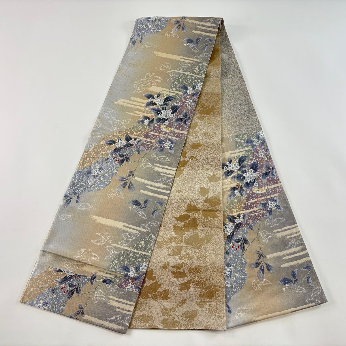 美品】 袋帯 秀品 やまと 草花 霞 金糸 箔 青灰色 六通 正絹｜中古