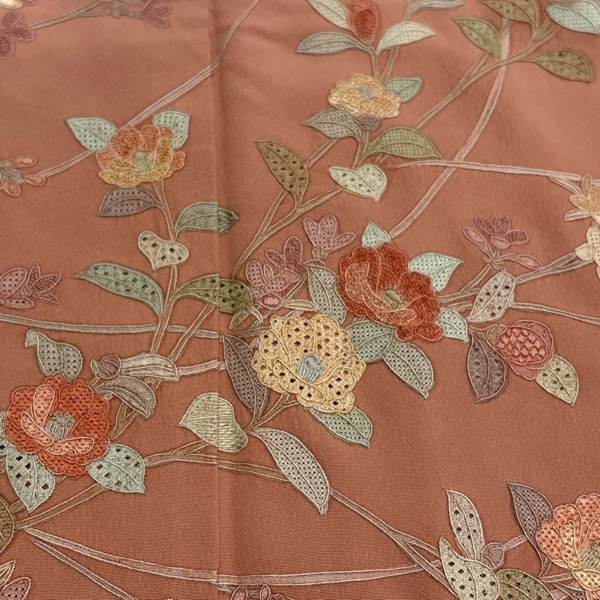 a*i様 訪問着　フルセット　着物　正絹　袷　刺繍　枝花　雪輪　J5 訪問着 身丈156.5cm 裄丈64cm M 袷 ますいわ屋 枝花 刺繍 ぼかし