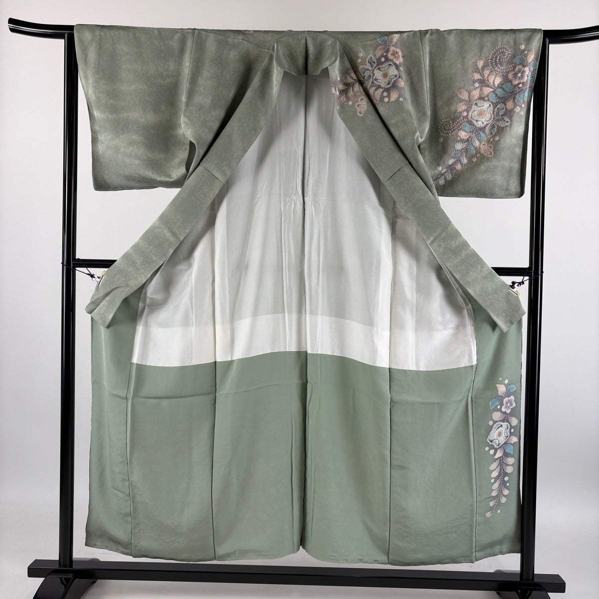 美品】 訪問着 身丈155cm 裄丈65cm M 袷 翠山工房 落款あり 辻が花 銀