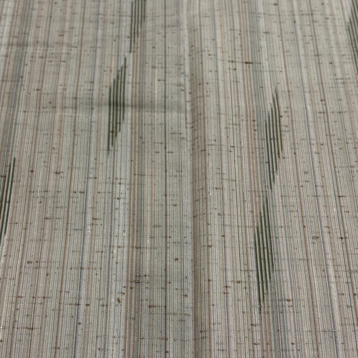 美品】 紬 身丈160cm 裄丈62.5cm S 袷 白鷹山ぜんまい糸 縞 幾何学模様